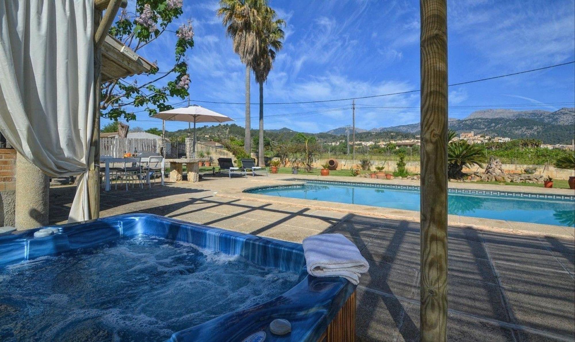 Ferienhaus Gemuetliches Mit Panoramablick, Pool Und Whirlpool *