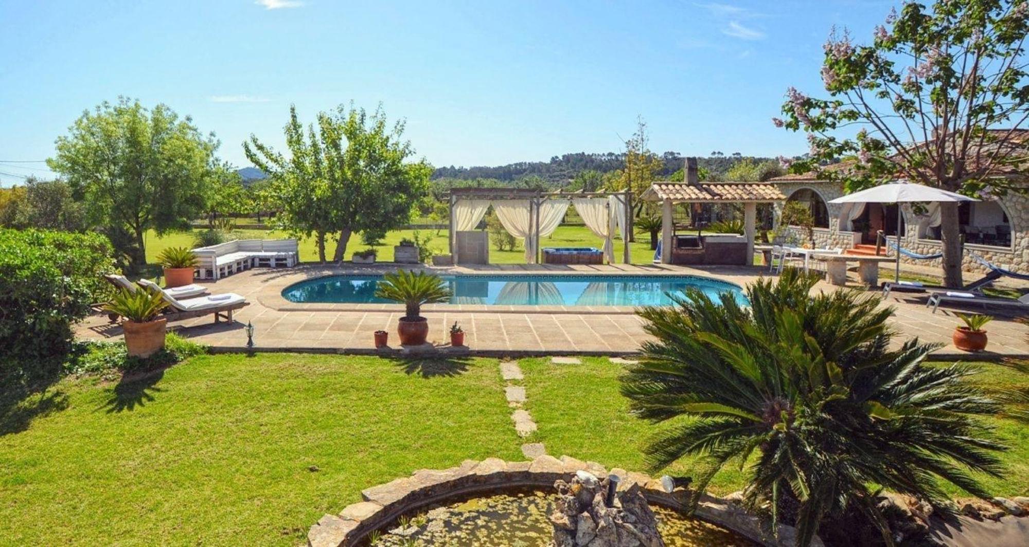 Gemuetliches Mit Panoramablick, Pool Und Whirlpool Ferienhaus Selva (Mallorca)